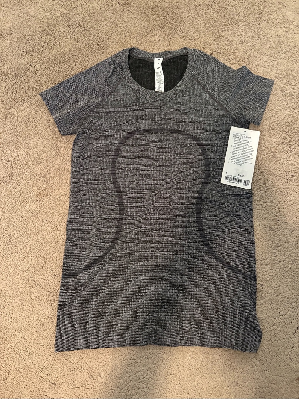 lululemon athletica Short Sleeve Gray Seam Detail Tee